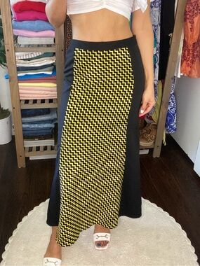 GULEN Black Yellow Geometric Print Maxi Skirt! 〽️